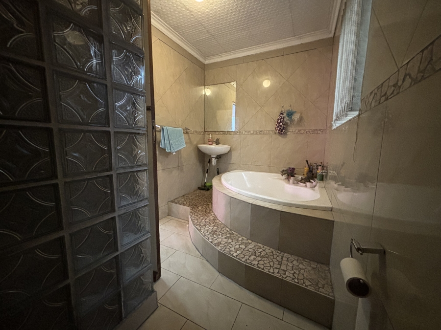 3 Bedroom Property for Sale in Colorado Park Western Cape